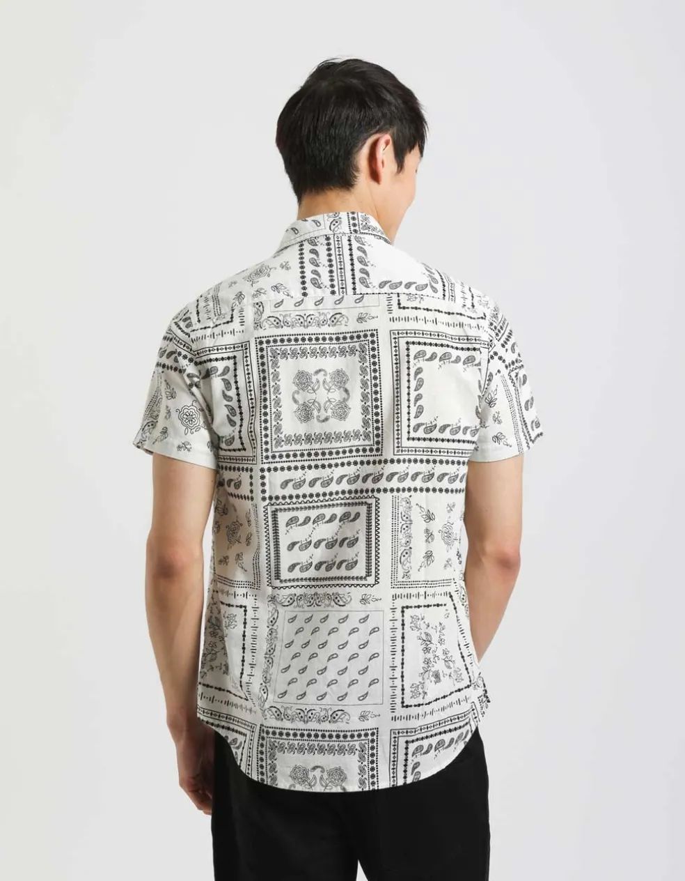 Camicia mezza manica 100% cotone con fantasia