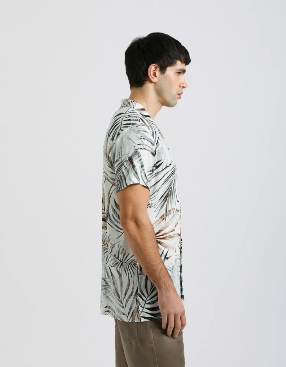 Camicia mezza manica fantasia 100% viscosa