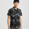 Camicia mezza manica in tessuto elastico con fantasia