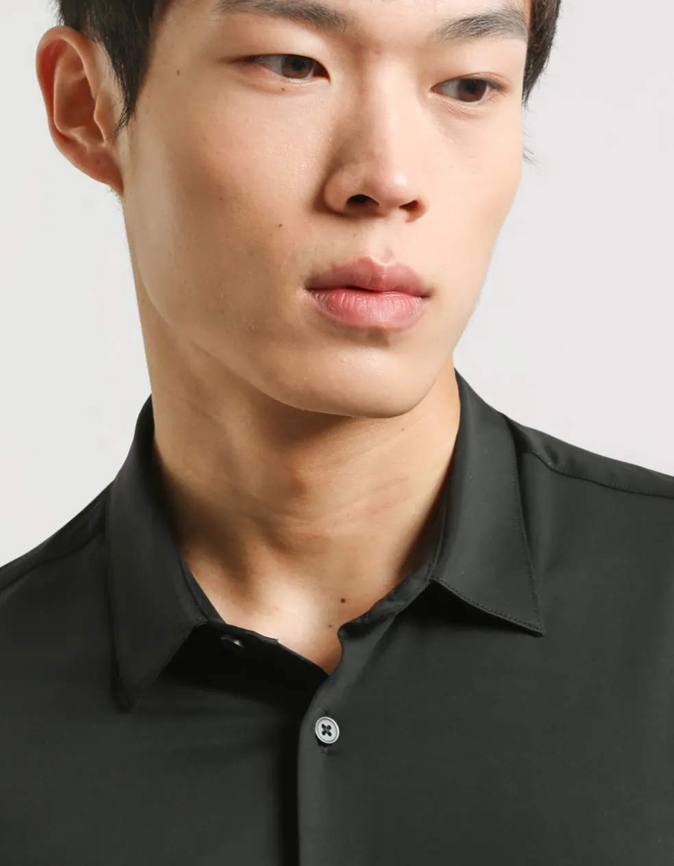 Camicia mezza manica in tessuto elastico