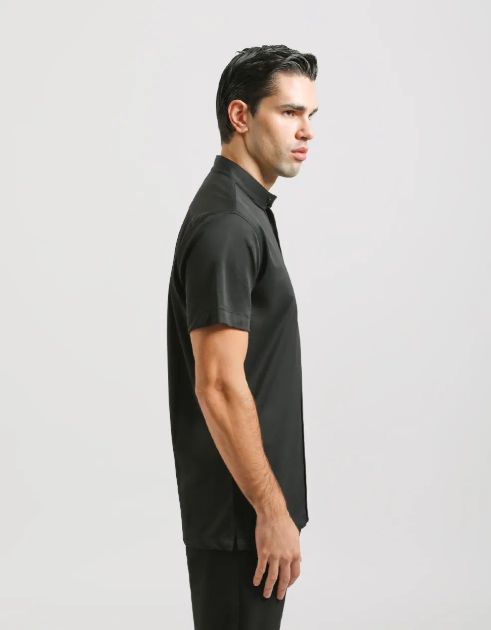 Camicia mezza manica in tessuto elastico