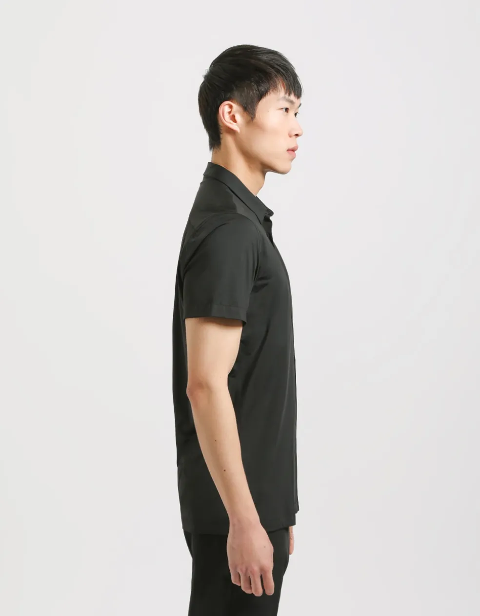 Camicia mezza manica in tessuto elastico