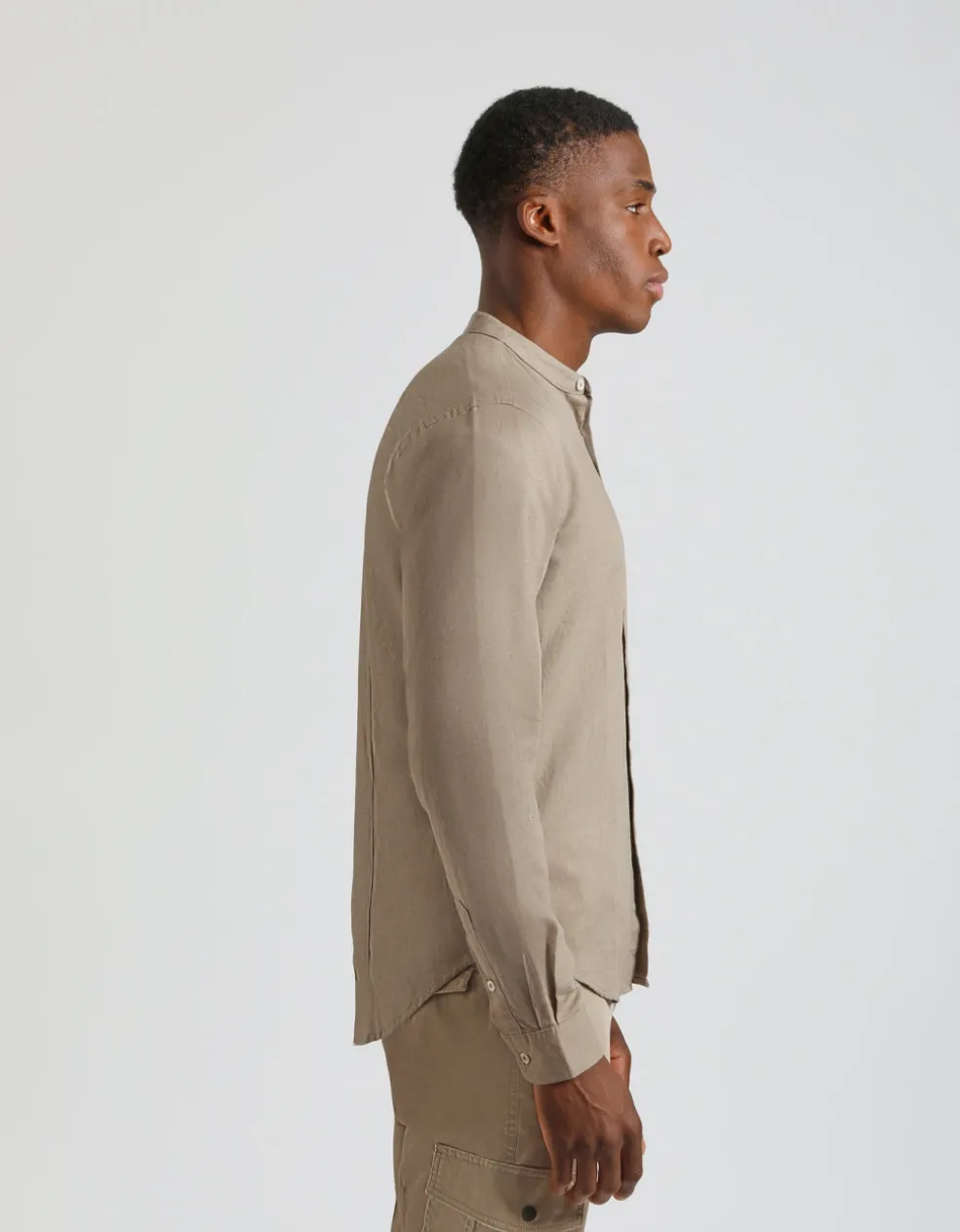 Camicia misto lino con collo coreano