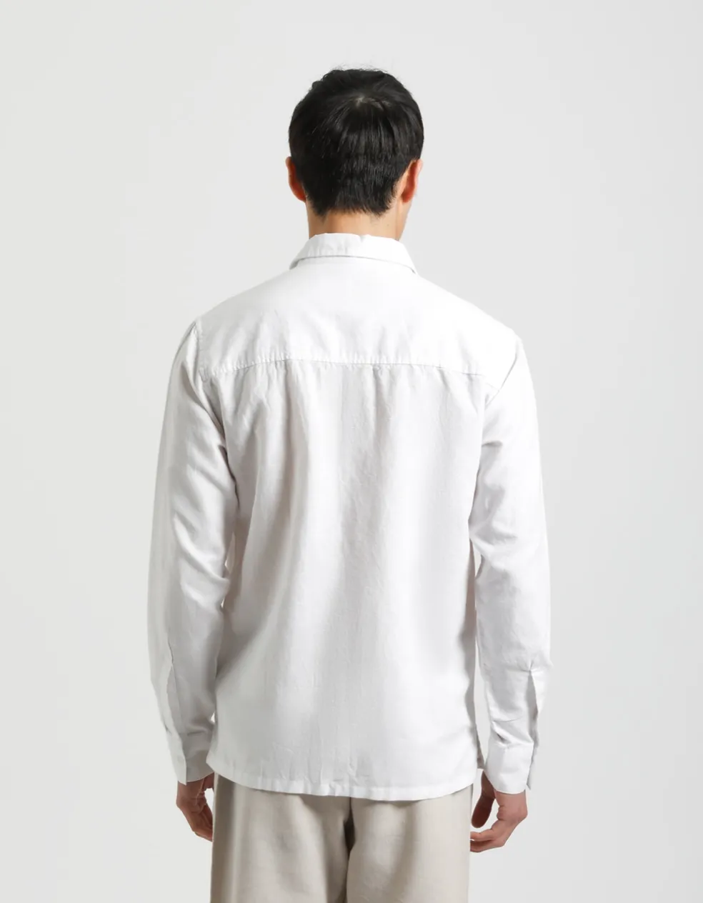 Camicia misto lino con tasconi