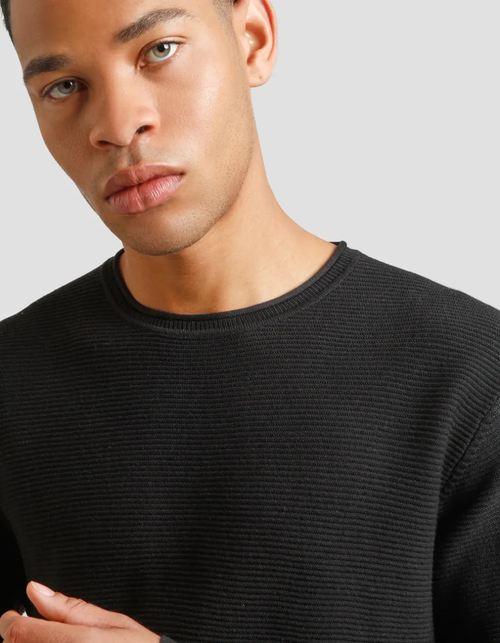 Maglia girocollo strutturato