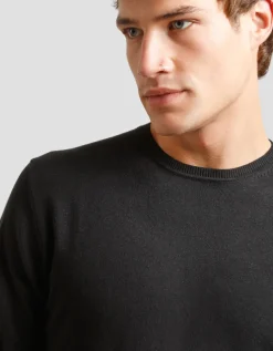 Maglia girocollo tinta unita