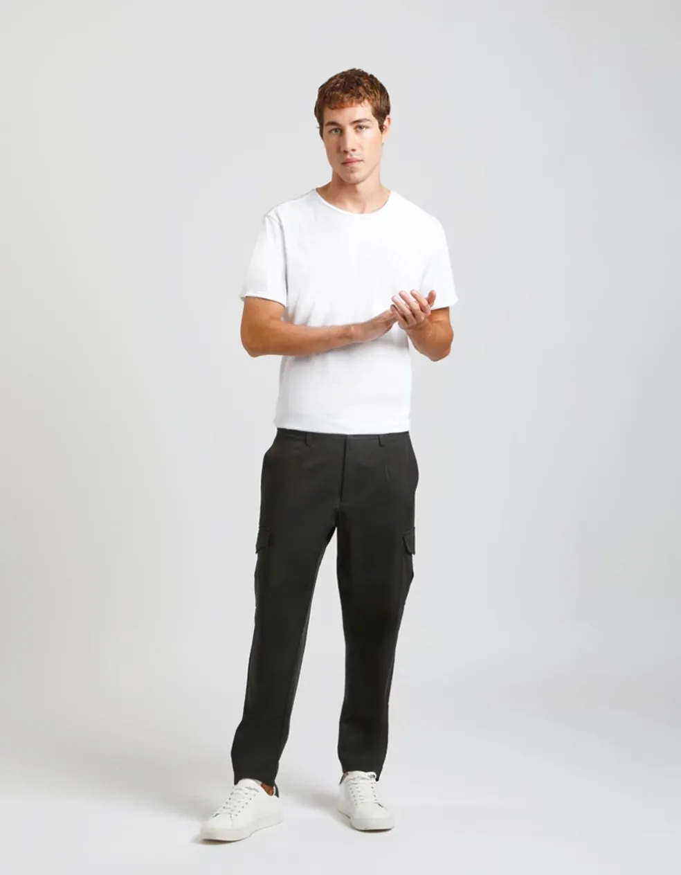 Pantaloni cargo