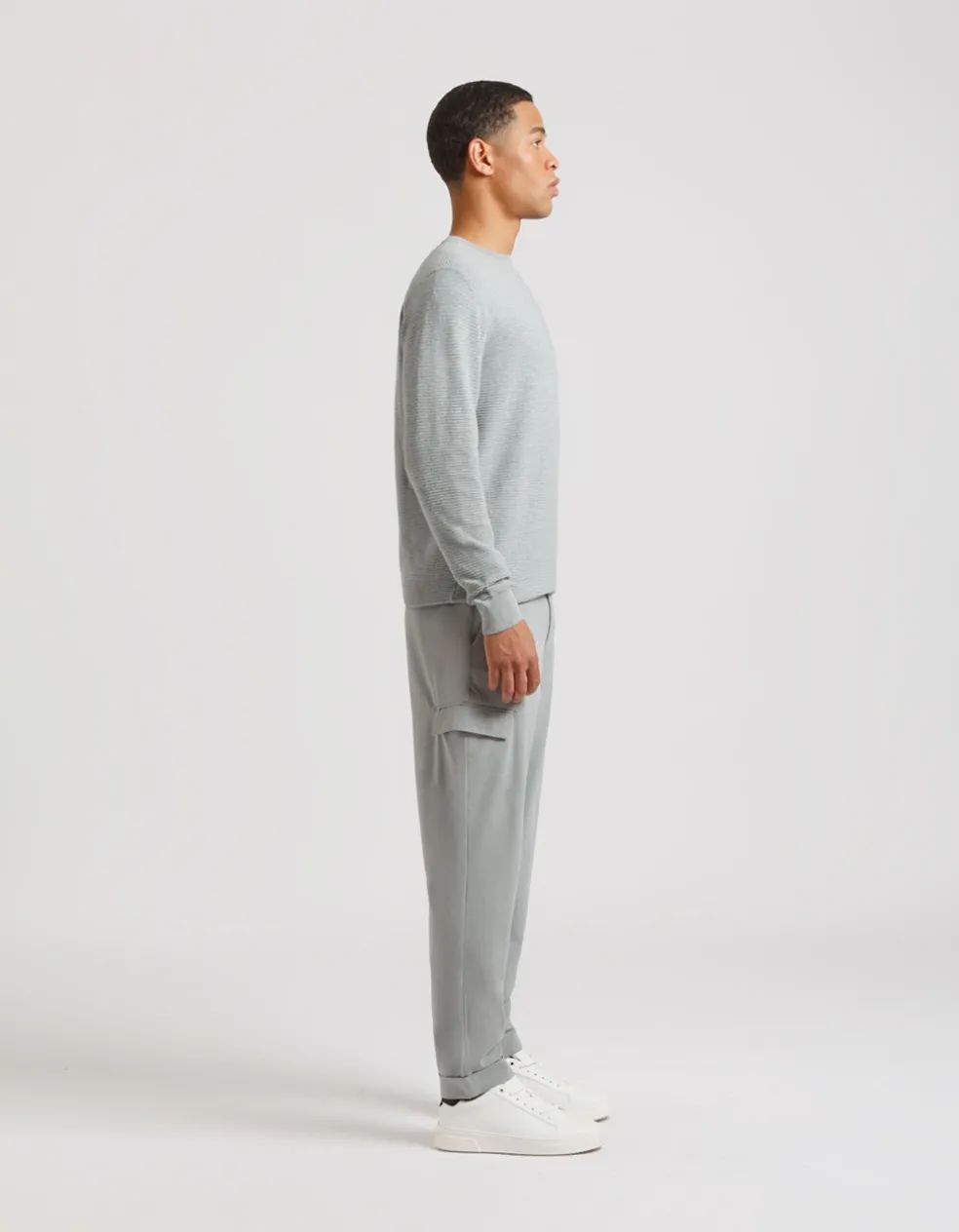 Pantaloni cargo