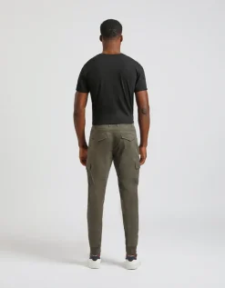 Pantaloni cargo con elastici alle caviglie