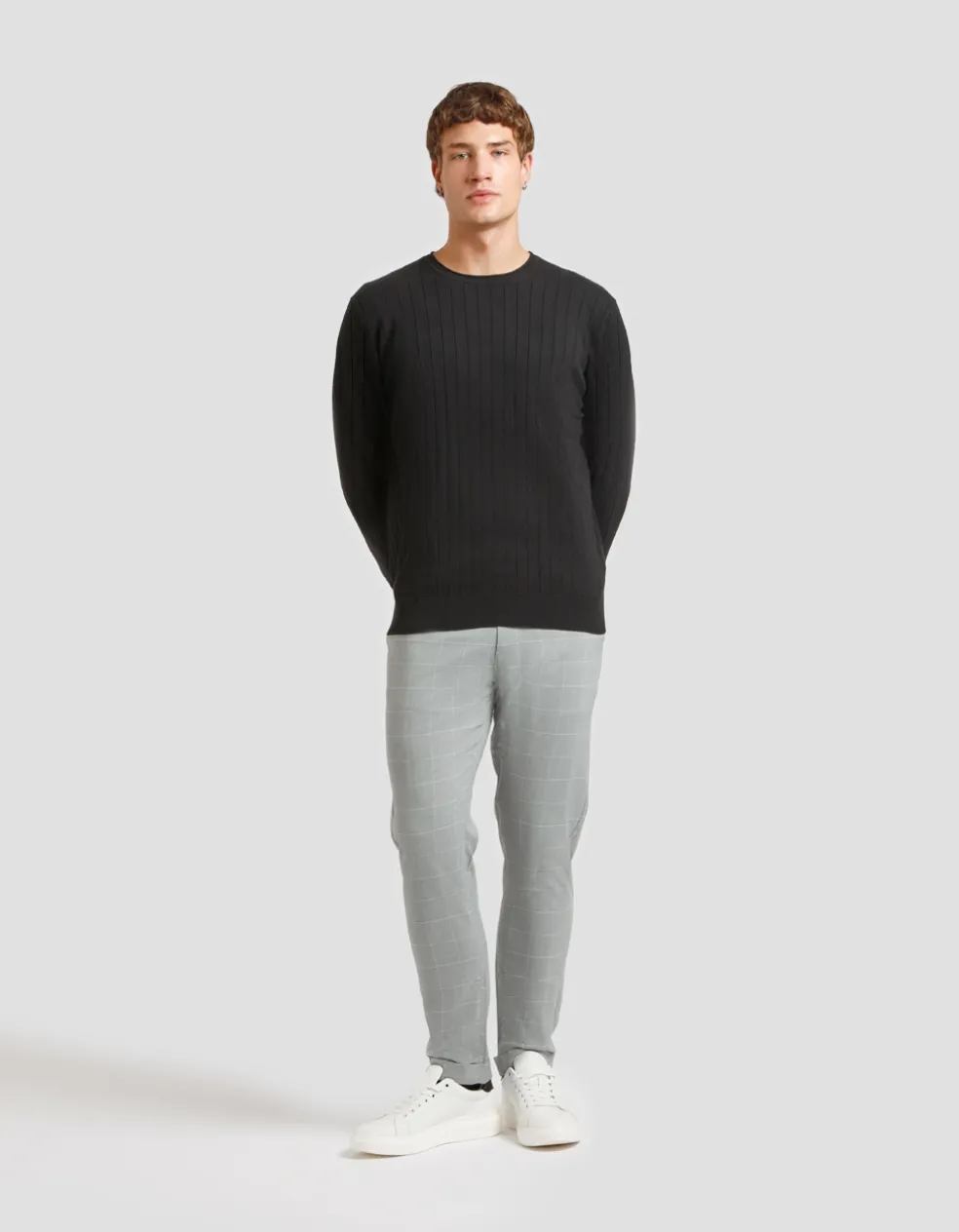 Pantaloni chino con fantasia a quadri