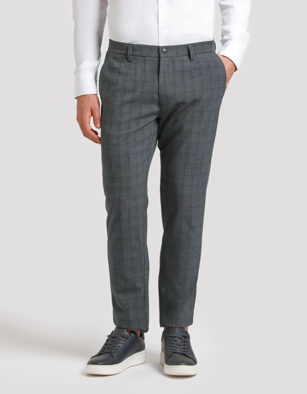Pantaloni chino con fantasia a quadri