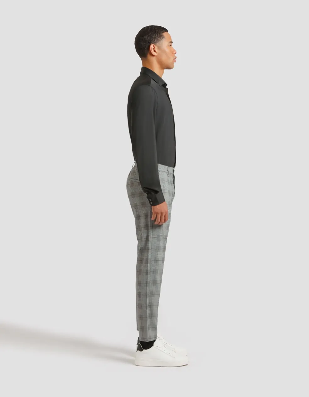 Pantaloni chino con fantasia a quadri