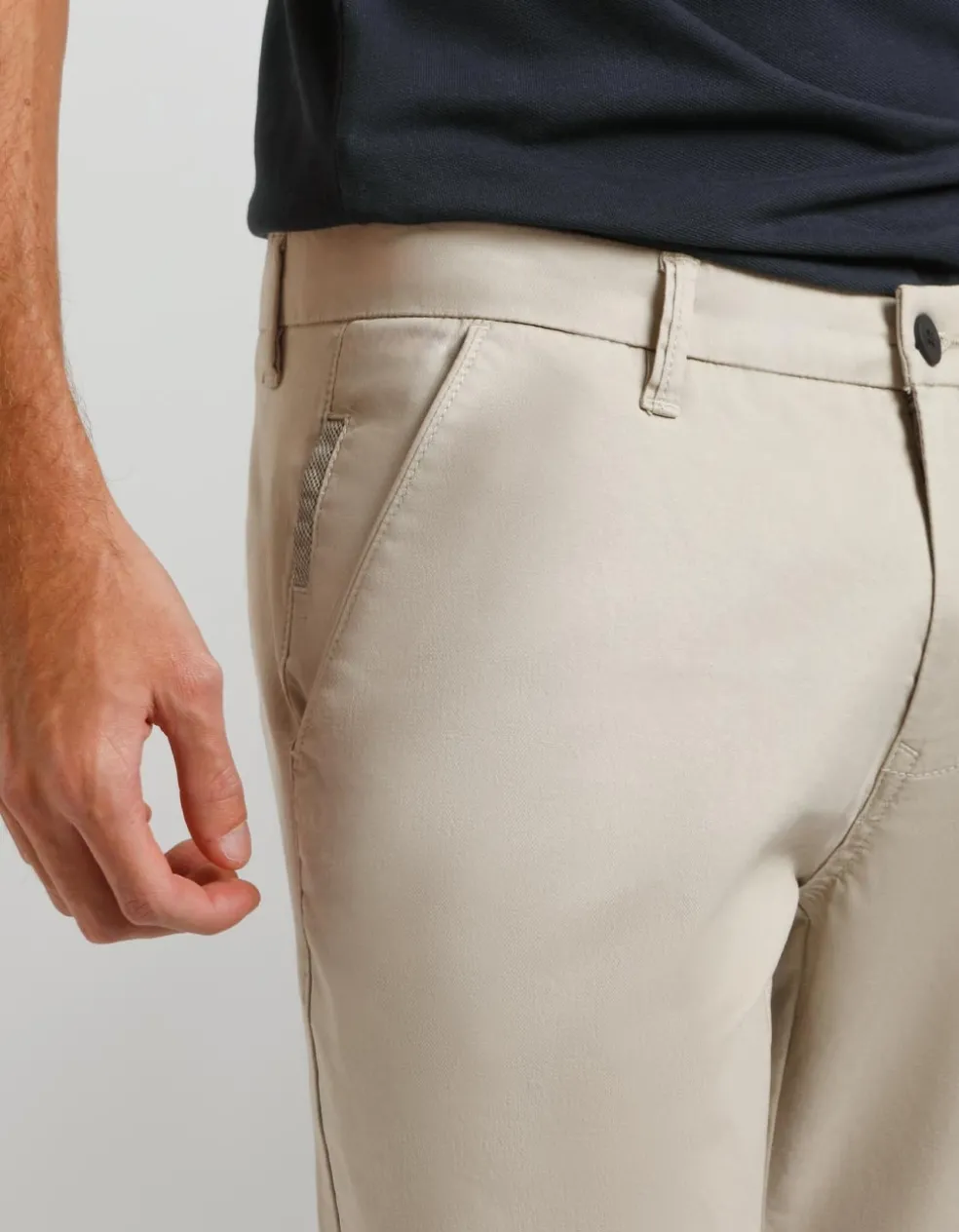 Pantaloni chino in cotone