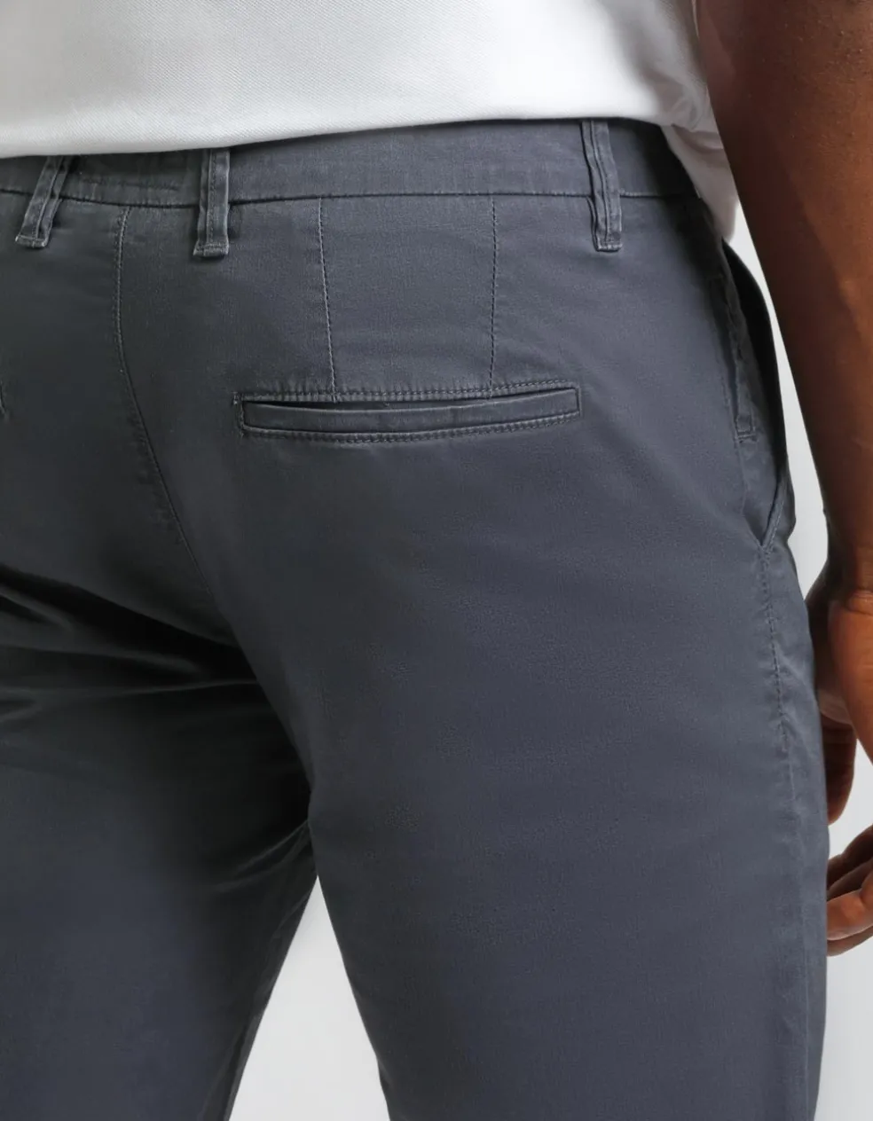 Pantaloni chino in cotone