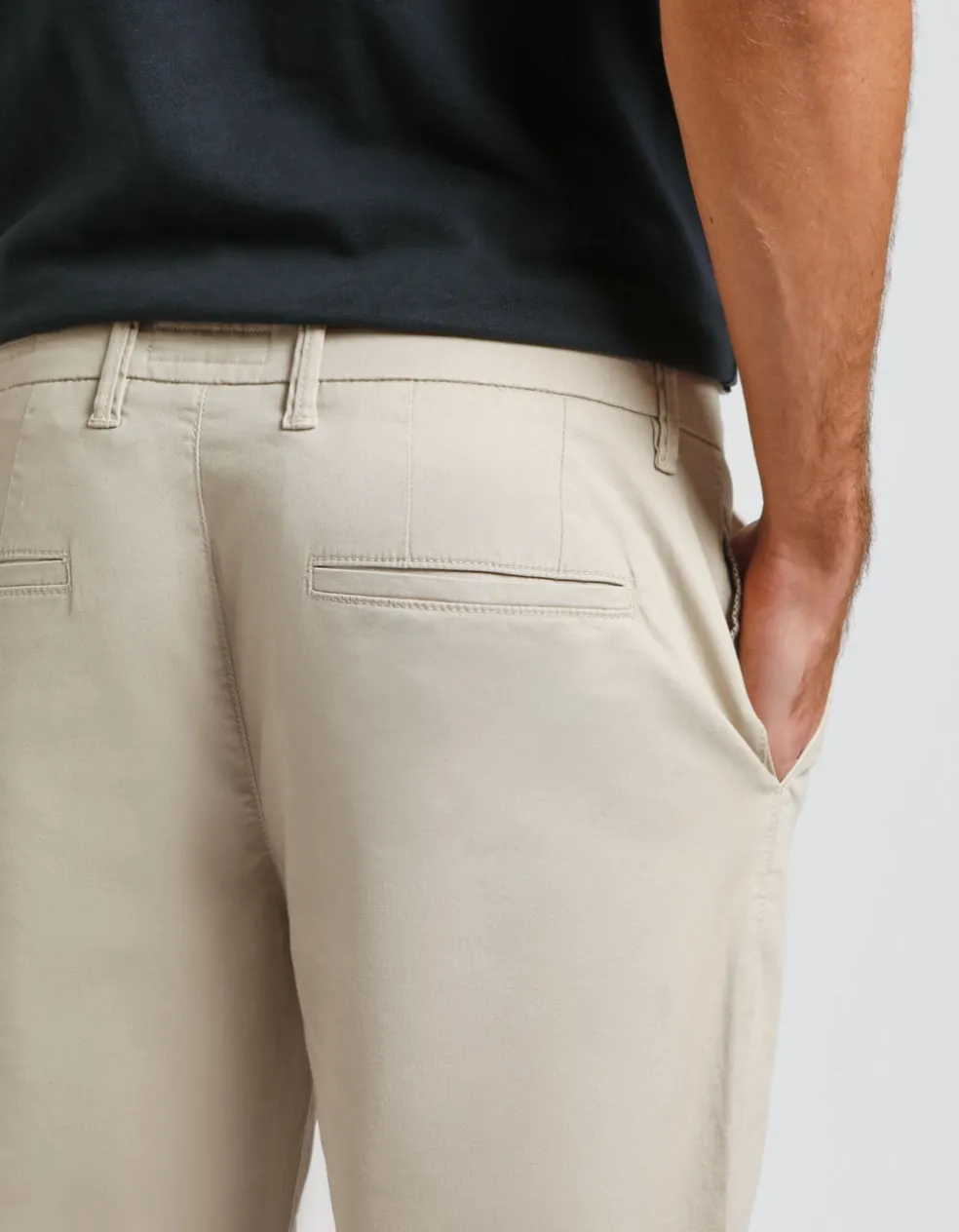 Pantaloni chino in cotone