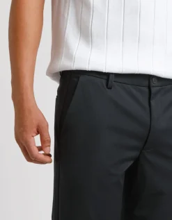 Pantaloni chino in nylon