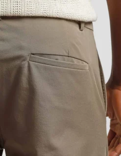 Pantaloni chino in nylon