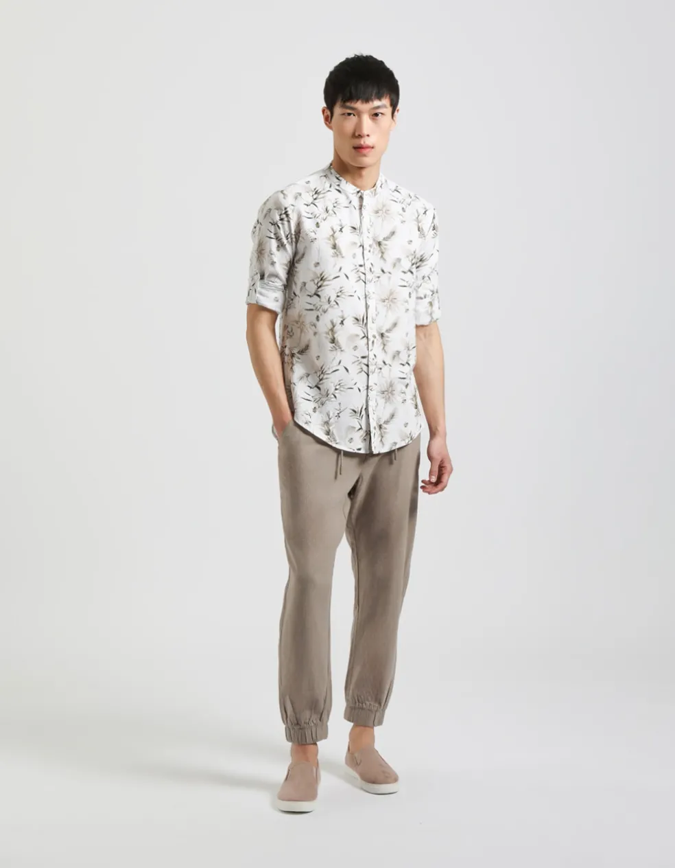 Pantaloni misto lino con elastici alle caviglie