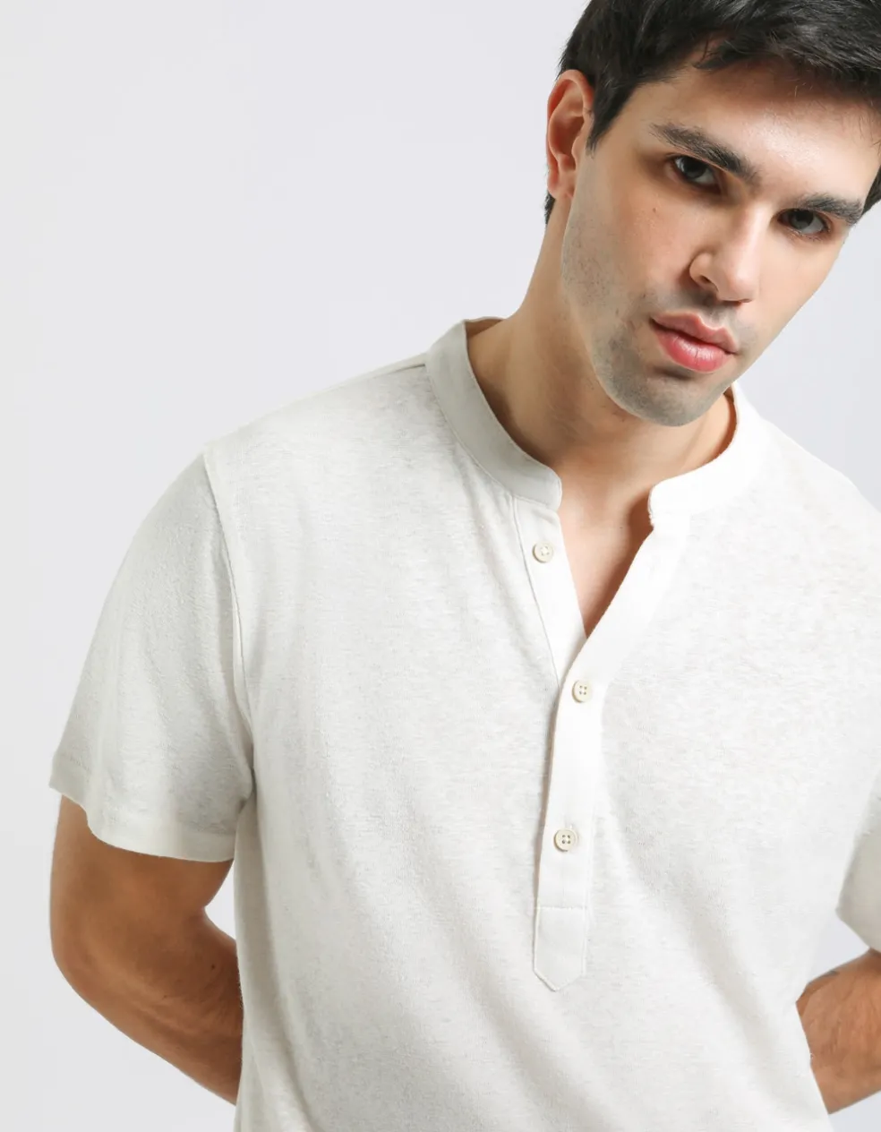 T-shirt collo serafino