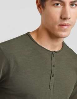 T-shirt collo serafino