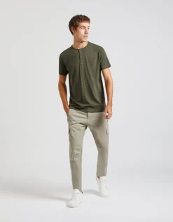 T-shirt collo serafino