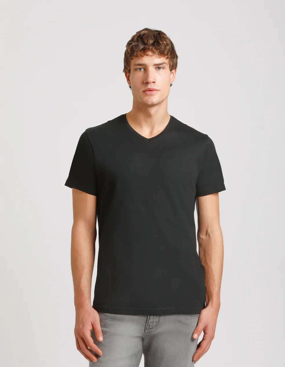 T-shirt con scollo a V