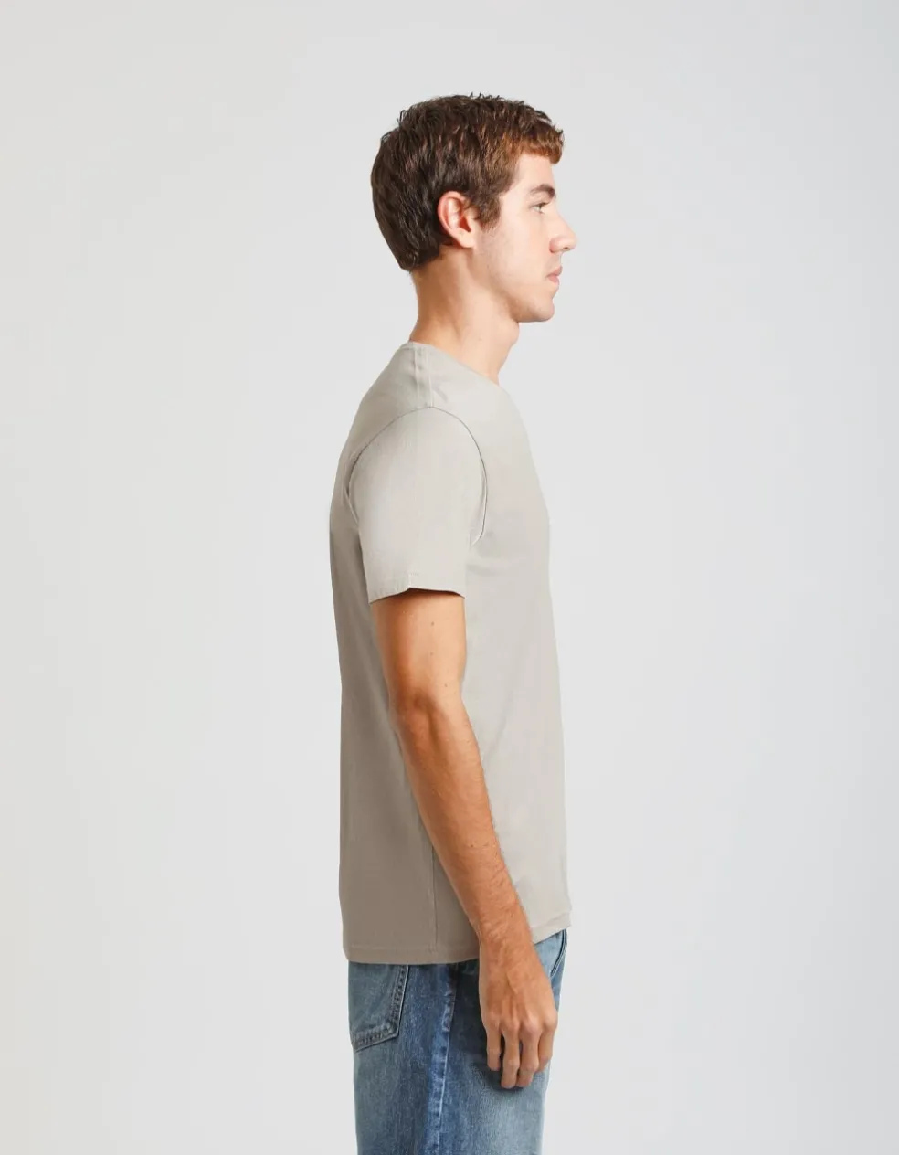 T-shirt con scollo a V