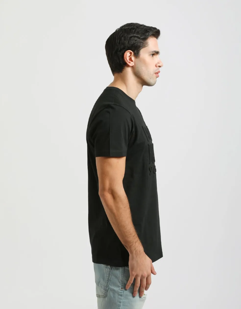 T-shirt con stampa a rilievo