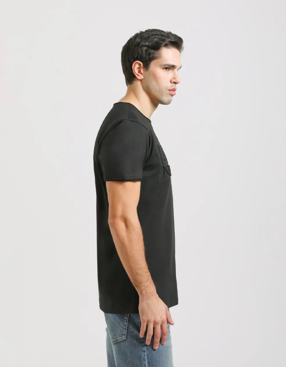 T-shirt con stampa a rilievo