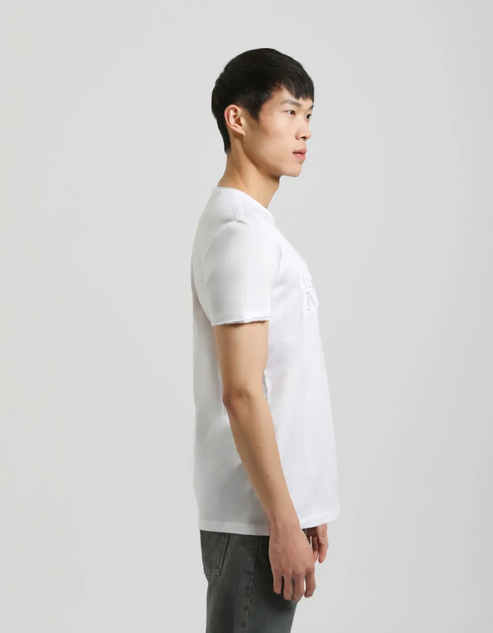 T-shirt con stampa a rilievo
