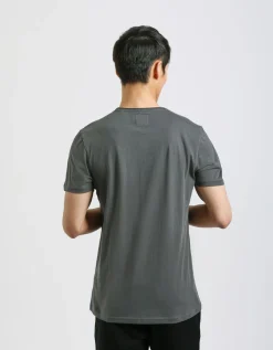 T-shirt con stampa a rilievo