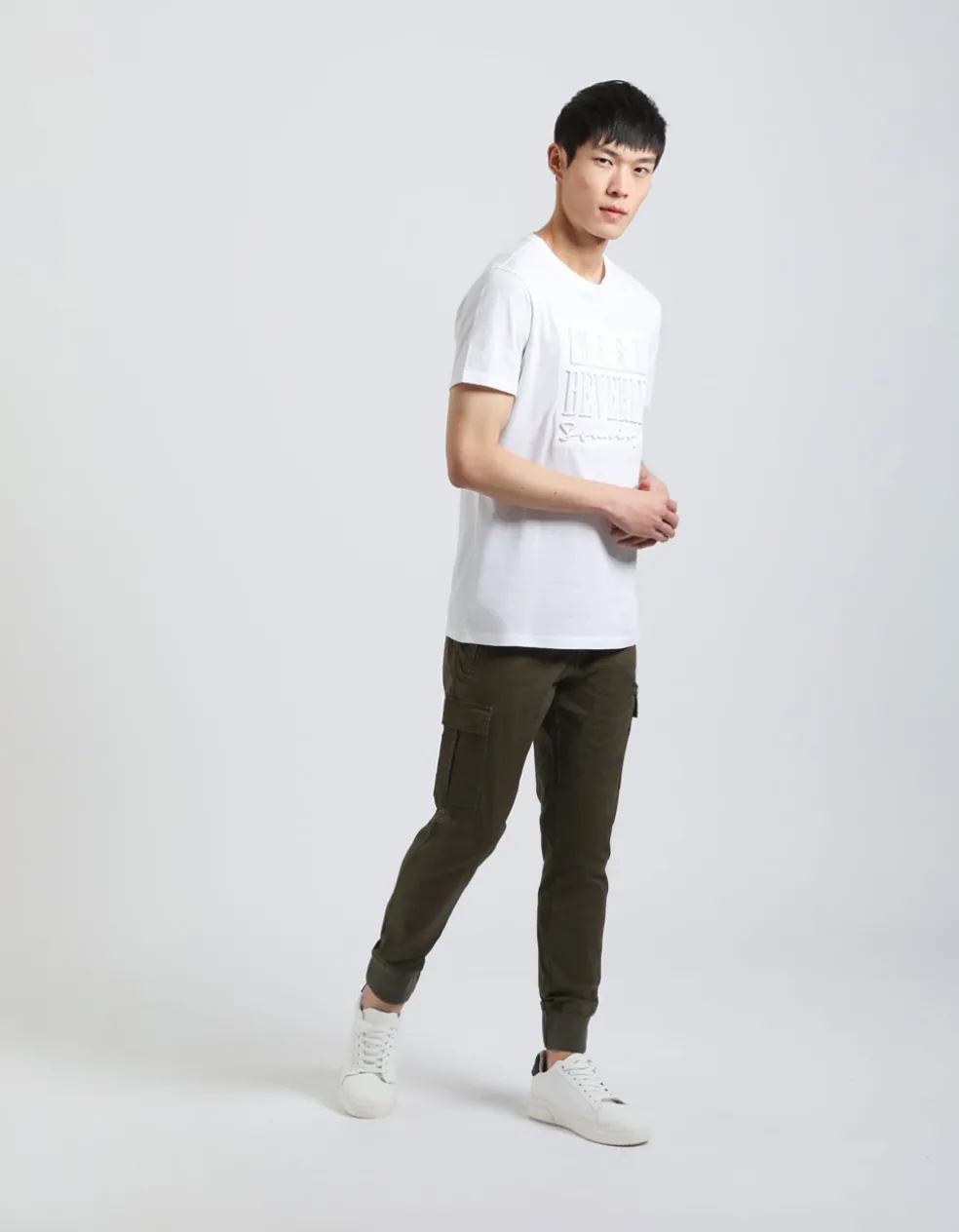 T-shirt con stampa a rilievo