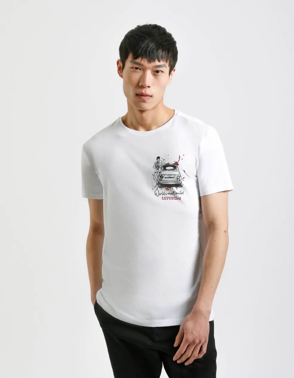 T-shirt con stampa "LUPIN"