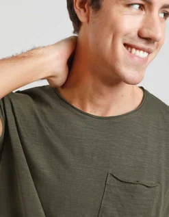 T-shirt con taschino