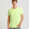 T-shirt fluo con stampa a rilievo